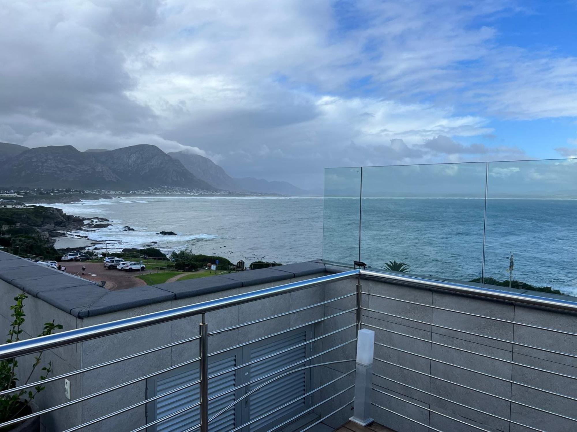 Hermanus Waterfront Apartment No 17 Exteriör bild